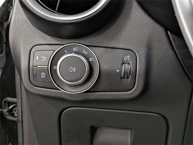 2024 Alfa Romeo Stelvio Ti photo 19