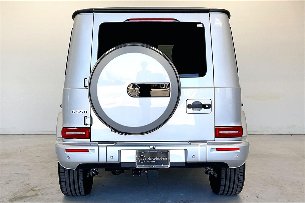 2025 Mercedes Benz G 550 photo 4
