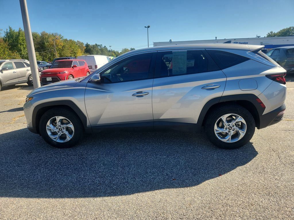2024 Hyundai Tucson SE photo 3