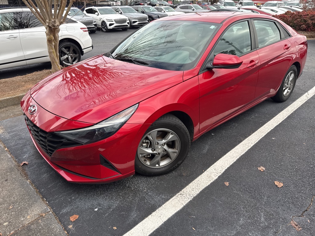 2022 Hyundai Elantra SE