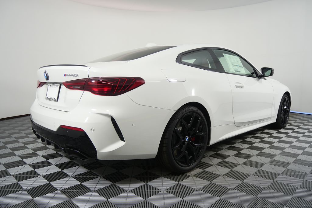 2026 Bmw M440i photo 3