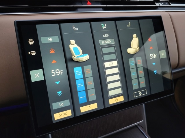 2025 Land Rover Range Rover SE photo 29