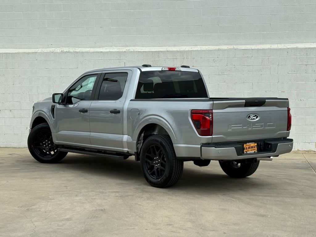 2025 Ford F-150 STX photo 4
