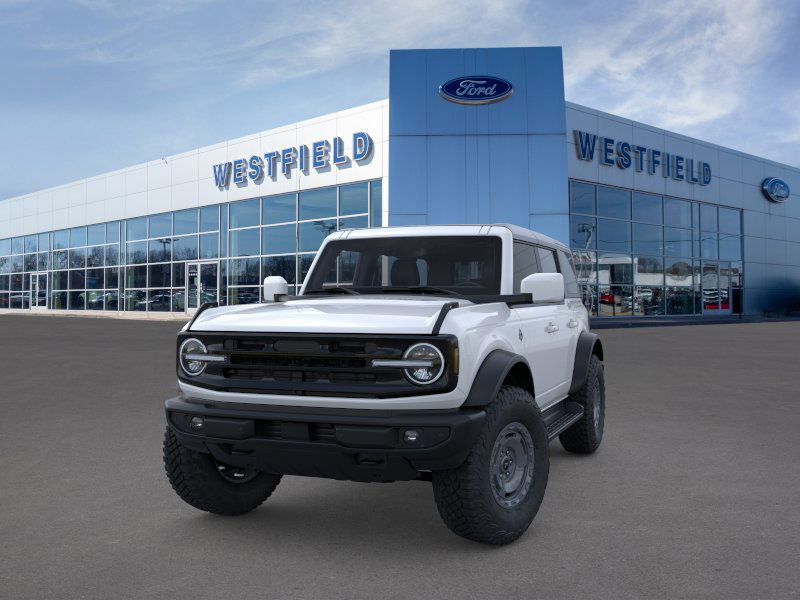 2025 Ford Bronco Outer Banks photo 2