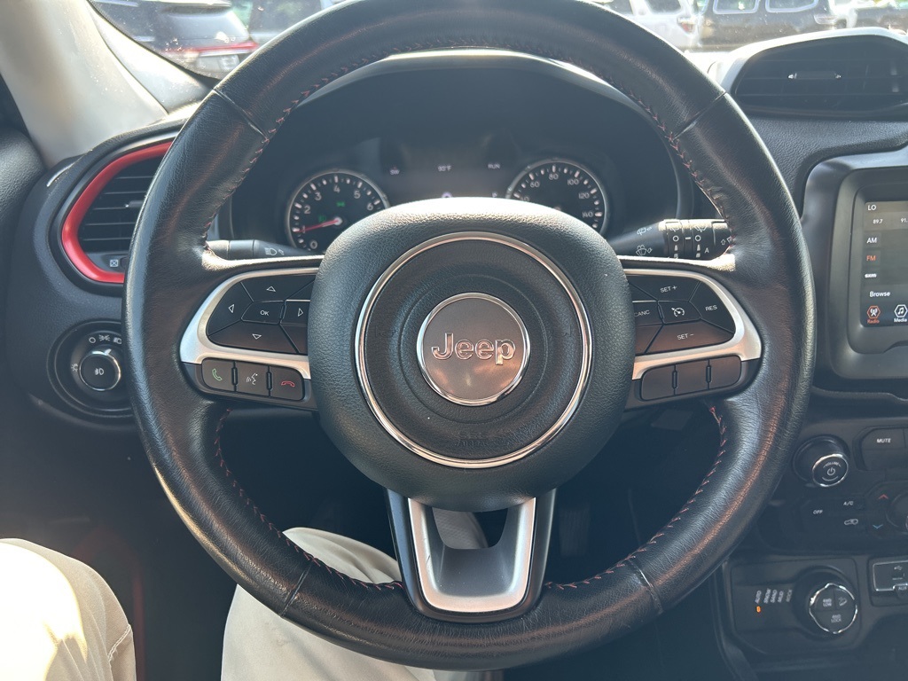 2019 Jeep Renegade Trailhawk photo 11