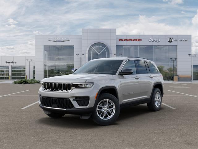 2025 Jeep Grand Cherokee Laredo's photo
