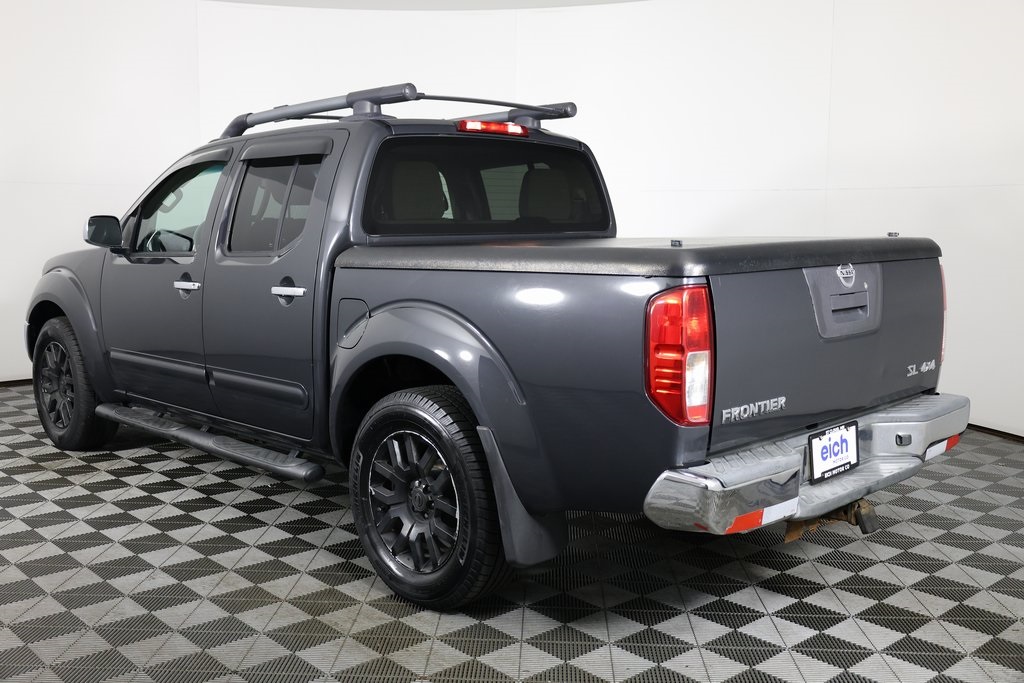 2012 Nissan Frontier SL photo 2