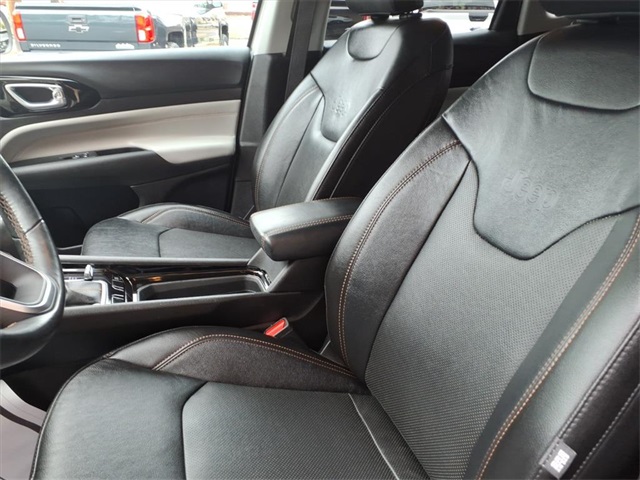 2022 Jeep Compass Limited photo 6