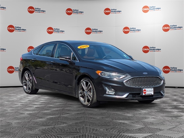 2019 Ford Fusion Titanium photo 3