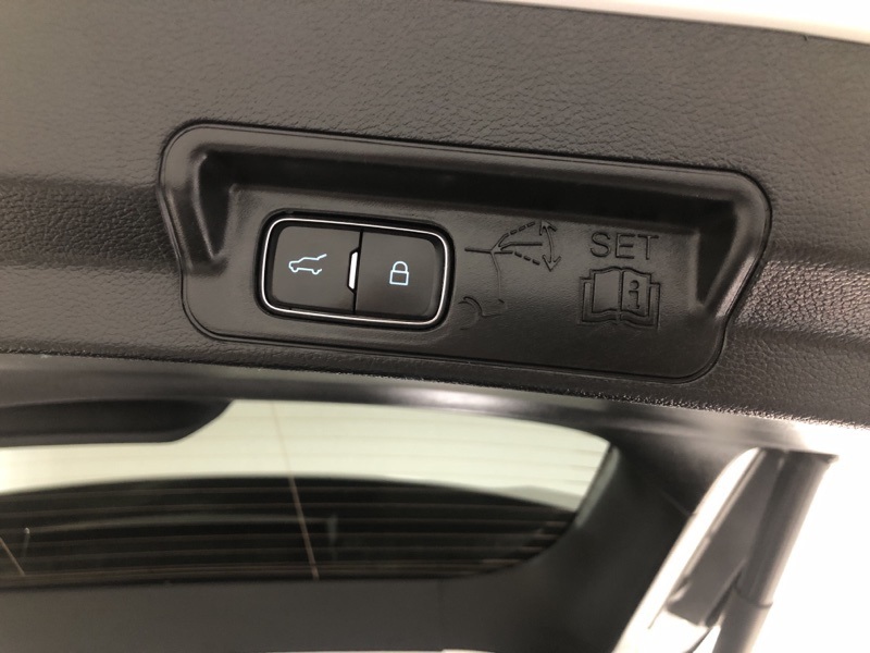2021 Ford Explorer XLT Sport photo 7