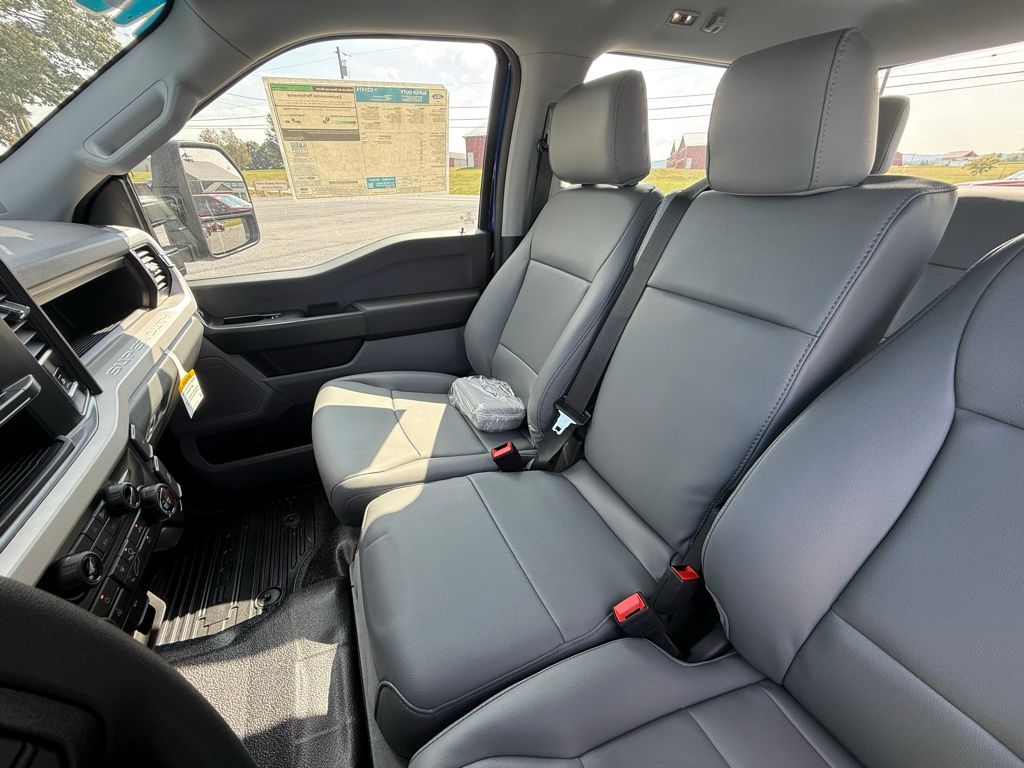2026 Ford F-350 photo 24
