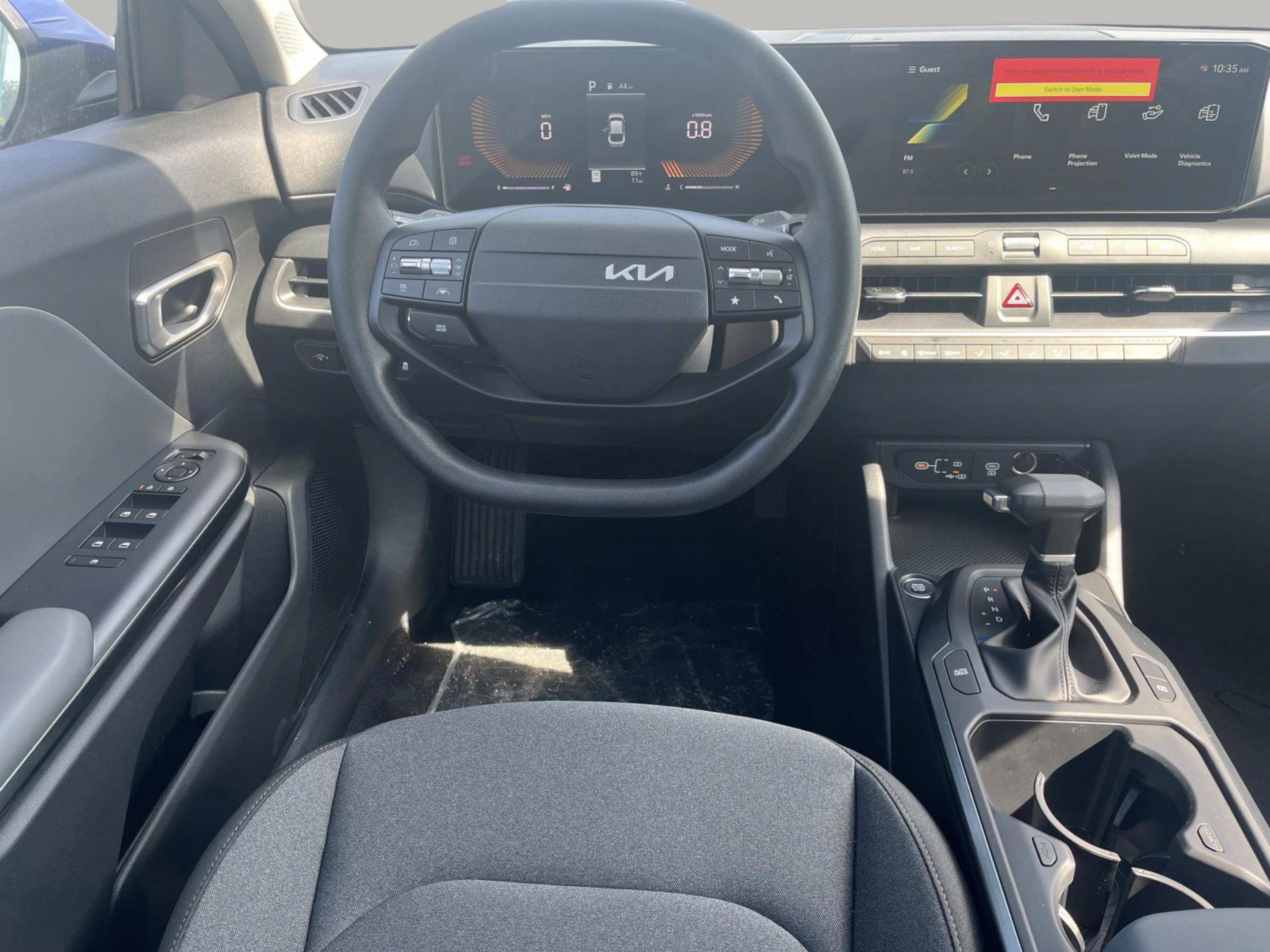2025 Kia K4 LXS photo 12