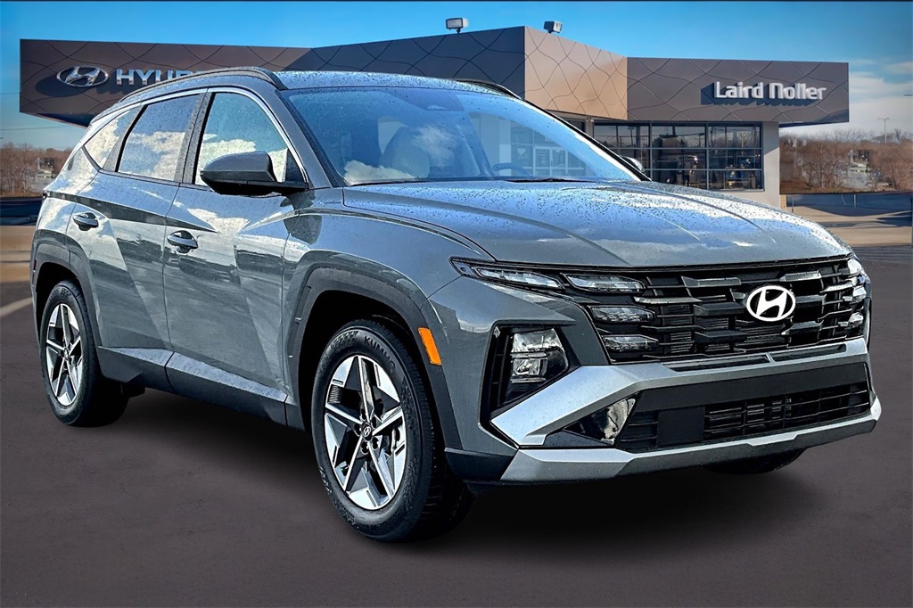 2026 Hyundai Tucson SEL photo 2