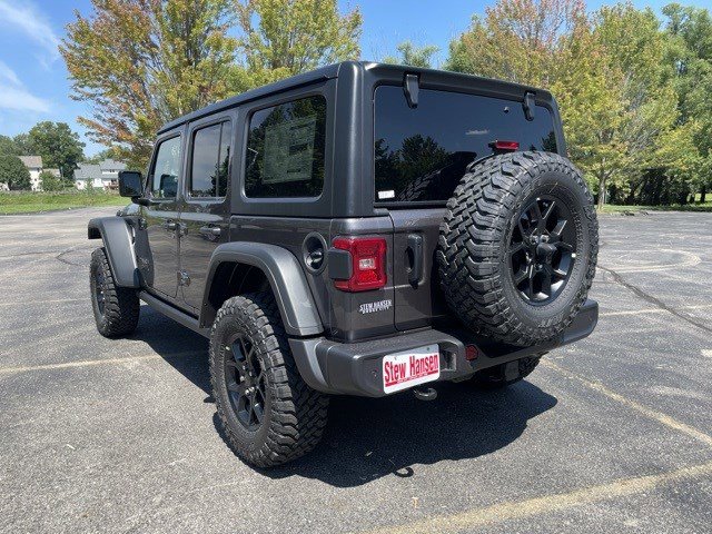 2025 Jeep Wrangler photo 3