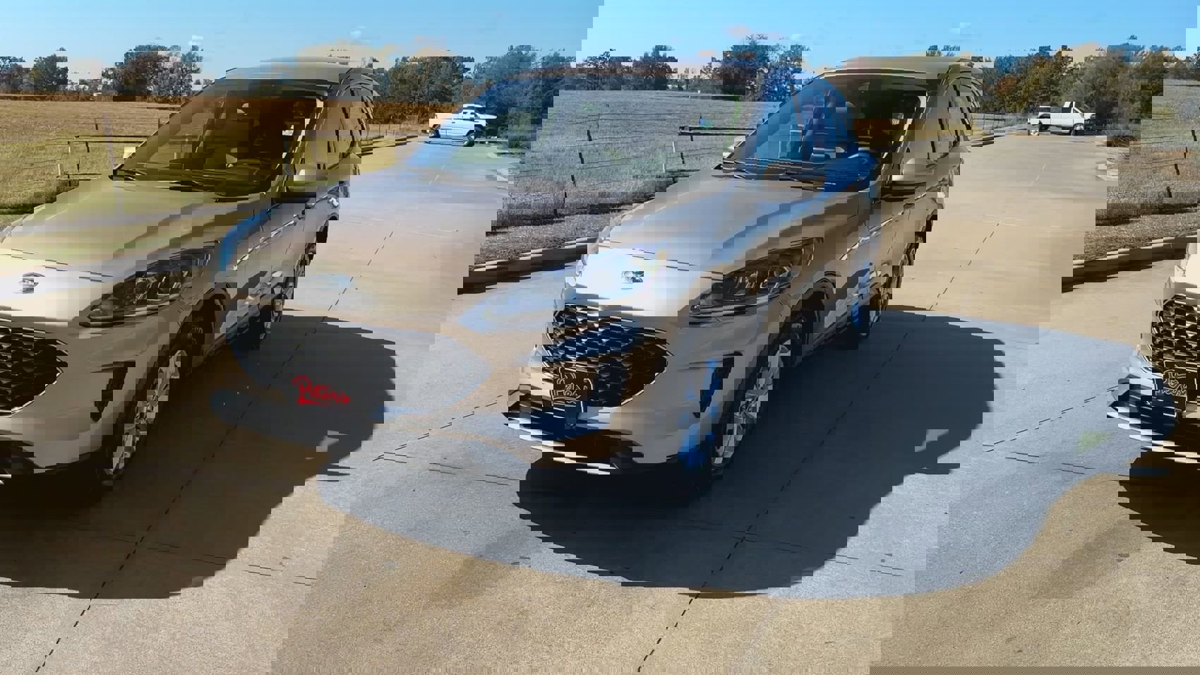 2020 Ford Escape SE photo 4