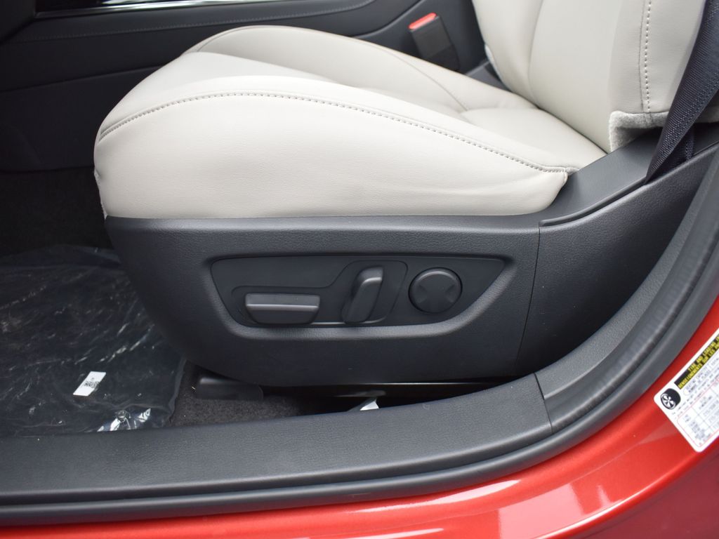 2023 Mazda CX-30 2.5 S Preferred photo 8