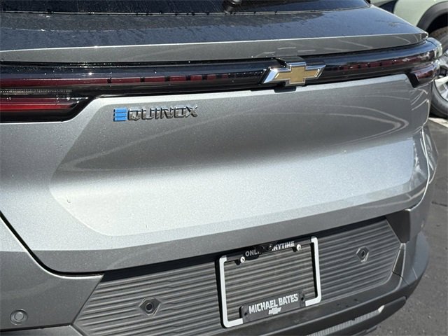 2026 Chevrolet Equinox EV 1LT photo 4