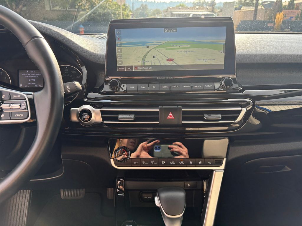 2022 Kia Seltos EX photo 19