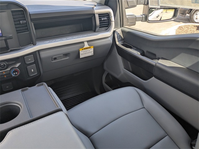 2026 Ford F-350 XL photo 21