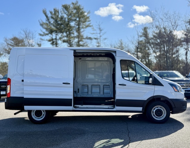 2025 Ford Transit Cargo Van photo 2