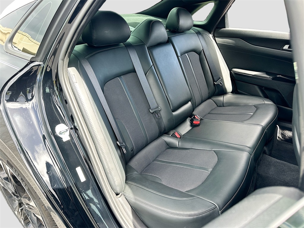2022 Kia K5 GT-Line photo 23