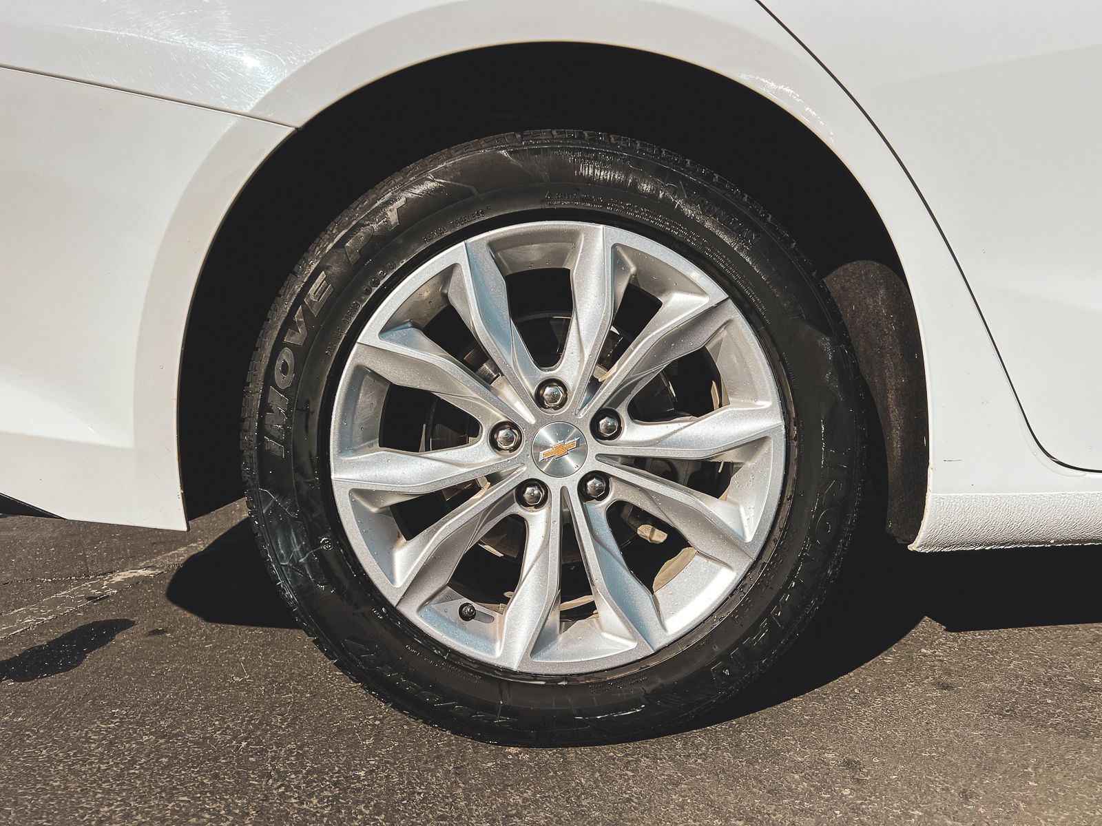 2023 Chevrolet Malibu 1LT photo 10
