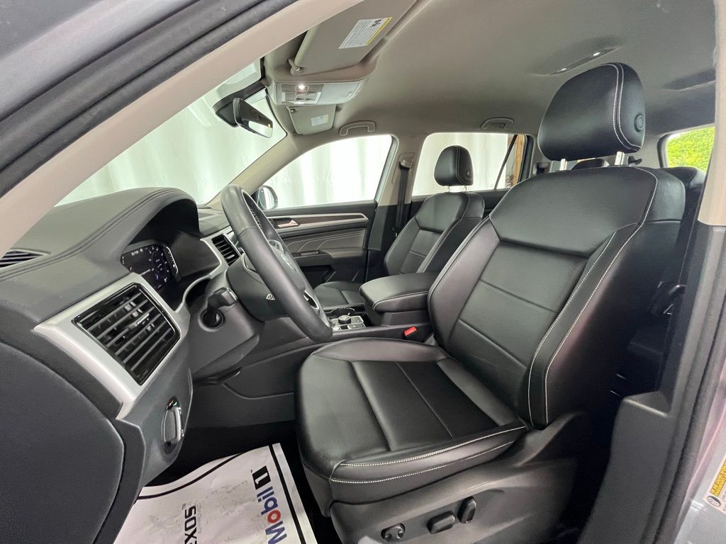 2022 Volkswagen Atlas V6 SE Technology photo 10