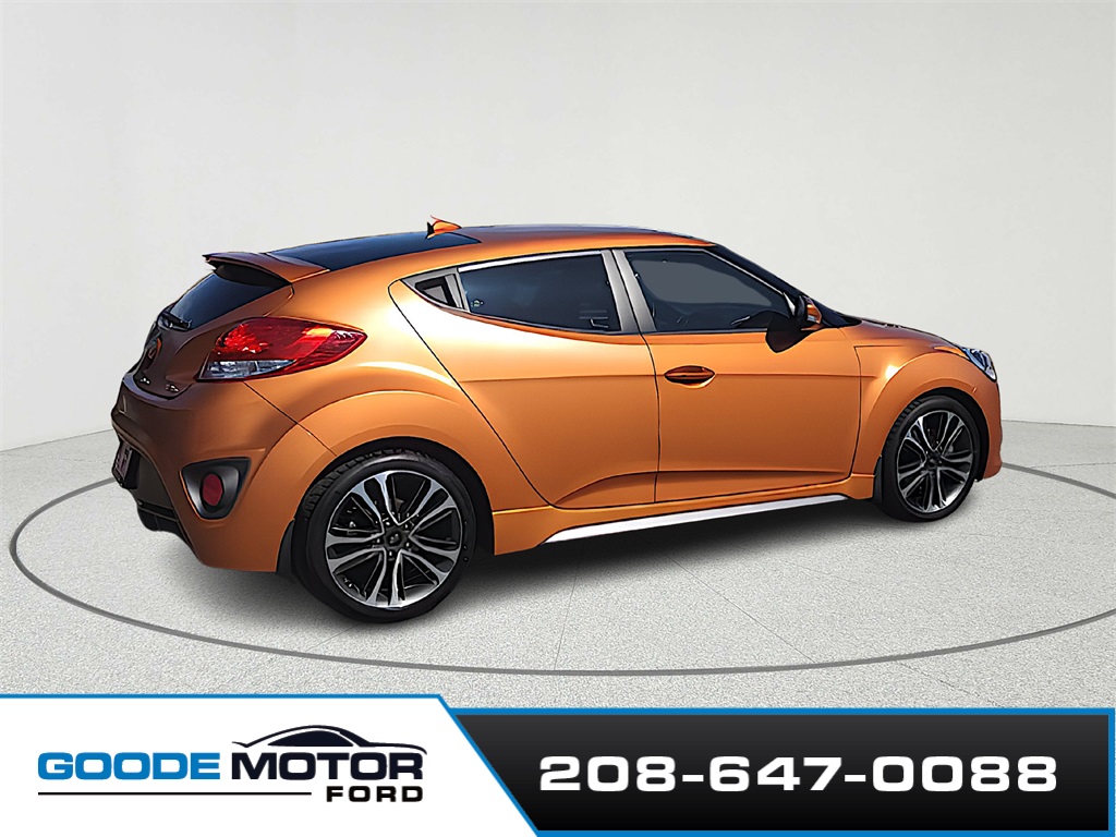 2016 Hyundai Veloster Turbo photo 8