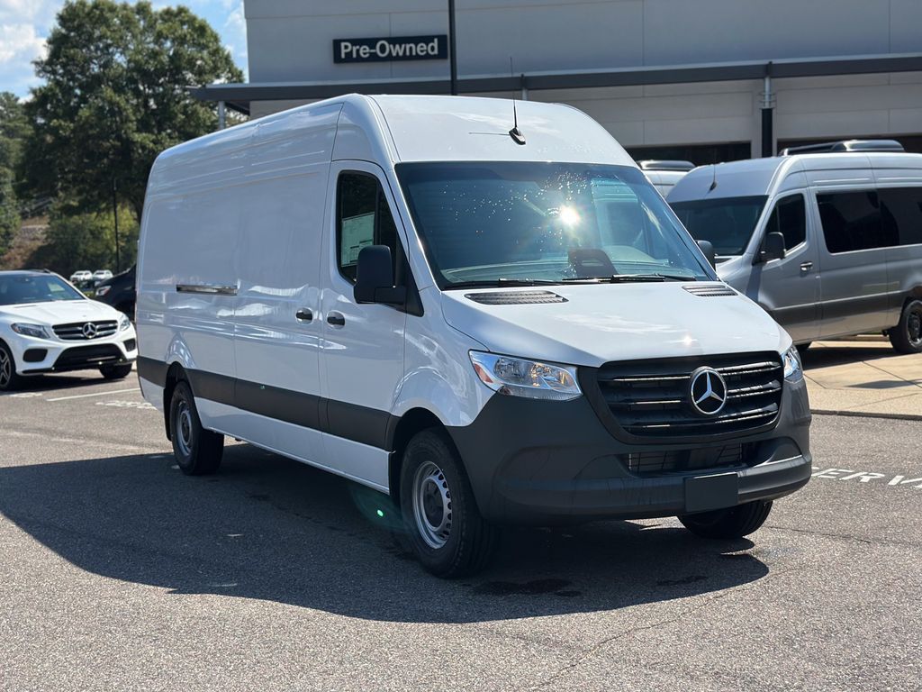 2025 Mercedes-Benz Sprinter Cargo Van Base's photo