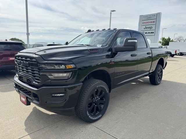 2025 Ram 2500 Big Horn photo 3