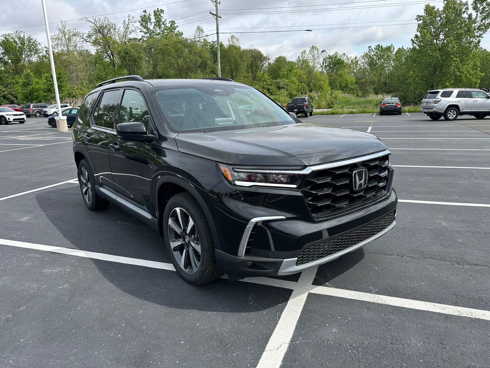 2025 Honda Pilot Elite photo 4