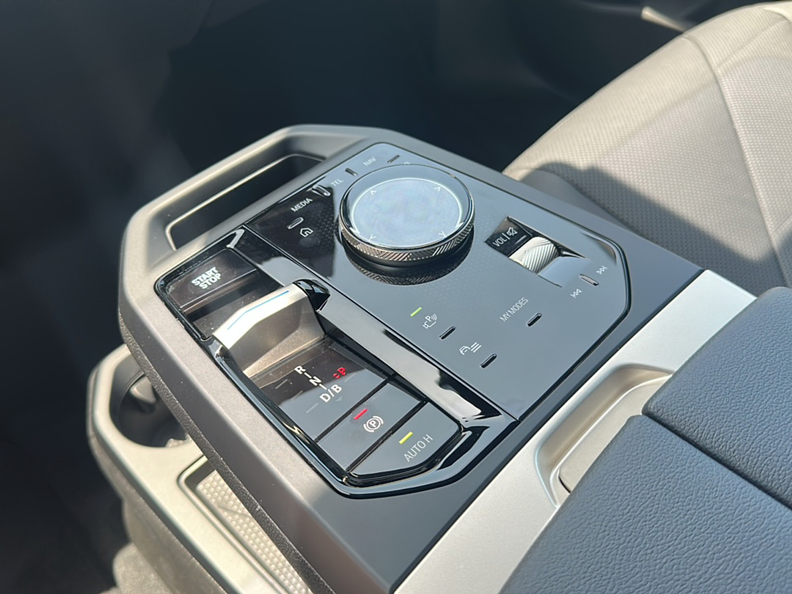2026 Bmw iX photo 15