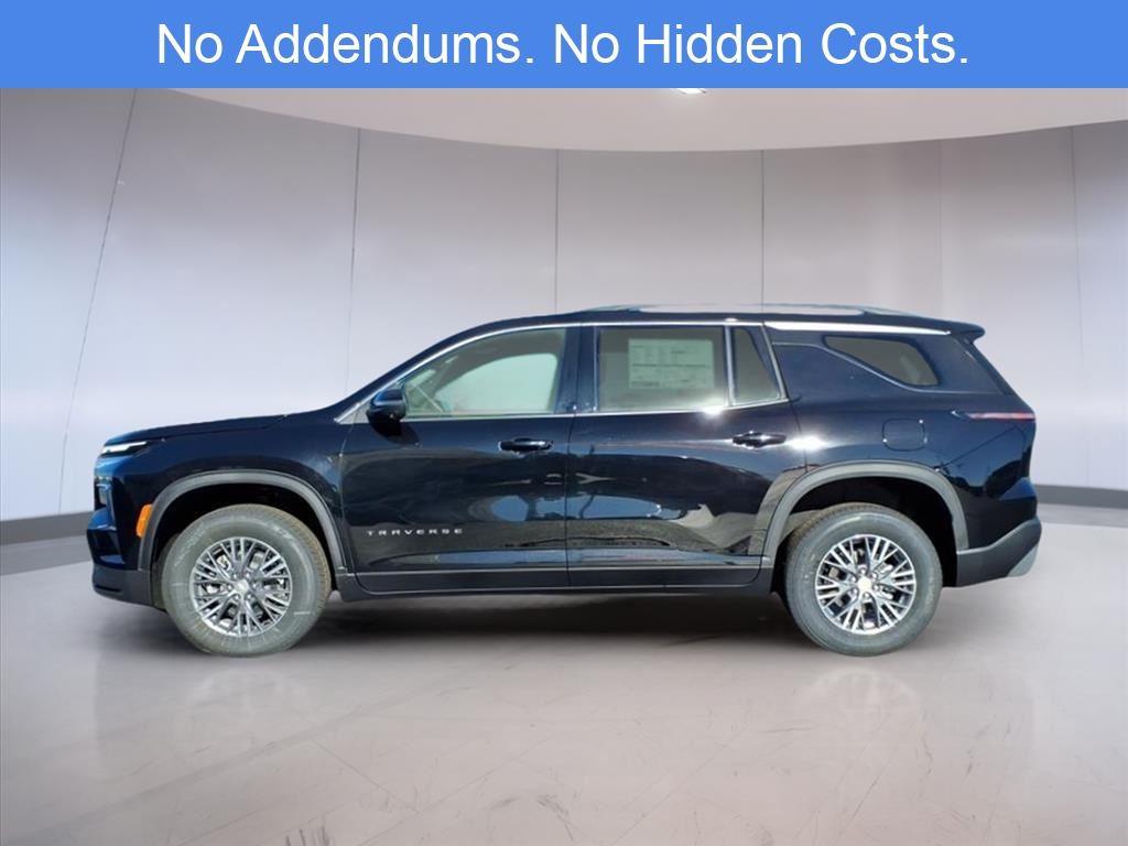 2026 Chevrolet Traverse photo 2