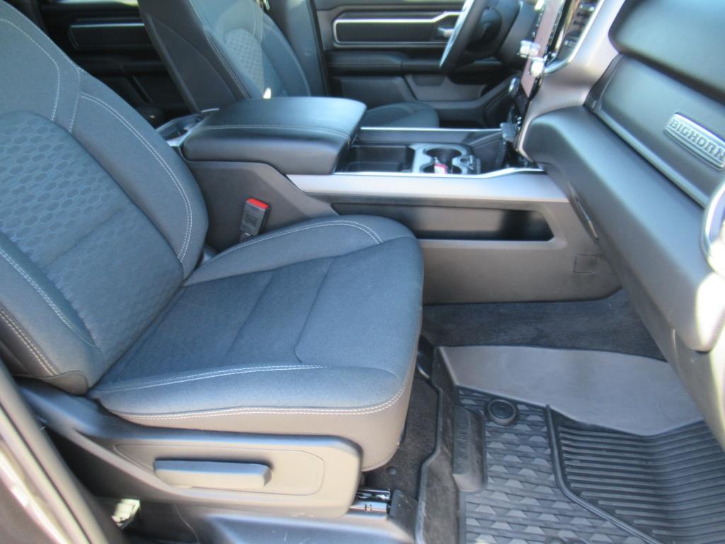 2025 Ram 1500 Big Horn Lone Star photo 3