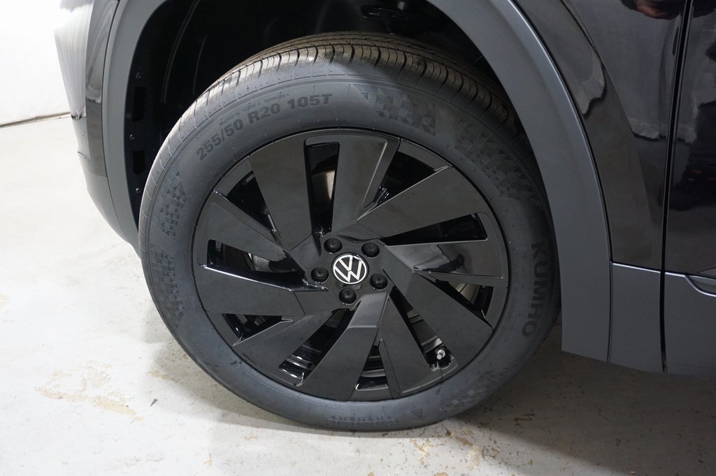 2025 Volkswagen Atlas Cross Sport SE Technology photo 29