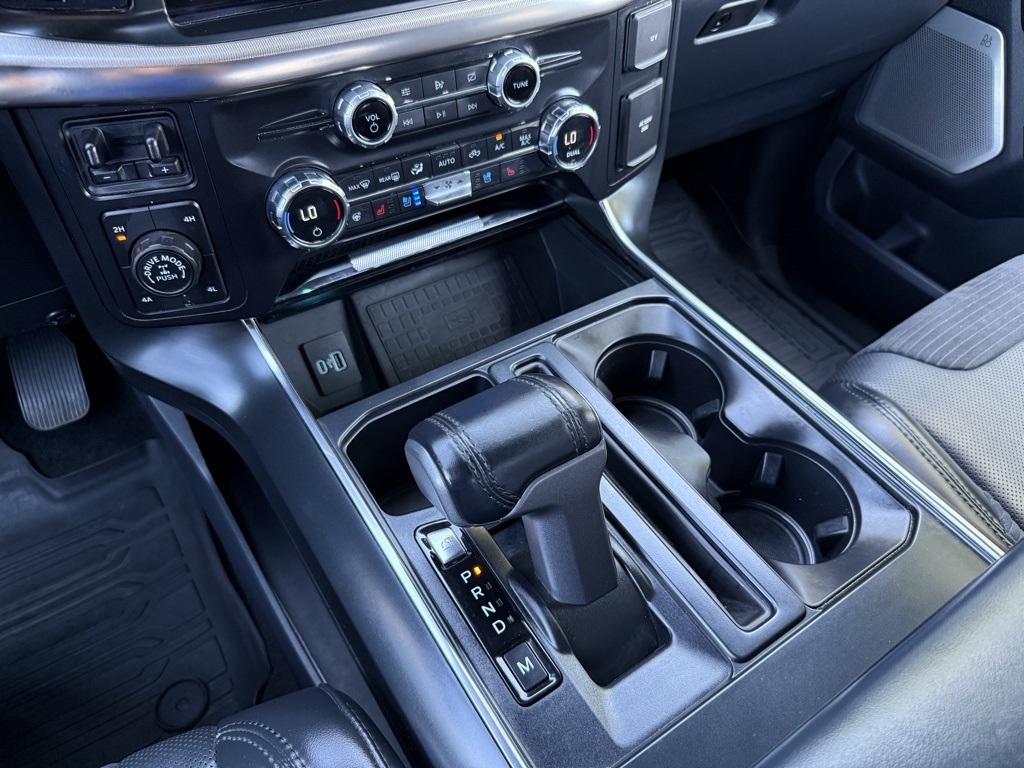 2021 Ford F-150 Raptor photo 17