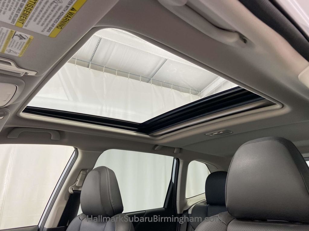 2023 Subaru Forester Touring photo 14