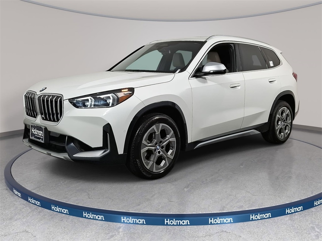 2023 BMW X1 28i's photo