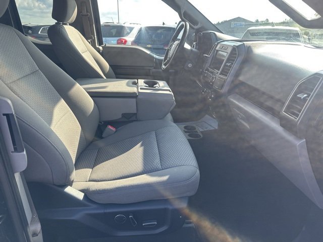 2018 Ford F-150 XLT photo 17