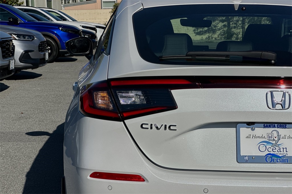 2025 Honda Civic Hatchback Hybrid Sport Touring photo 25