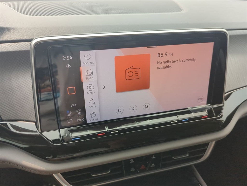 2025 Volkswagen Atlas Peak Edition SE photo 12