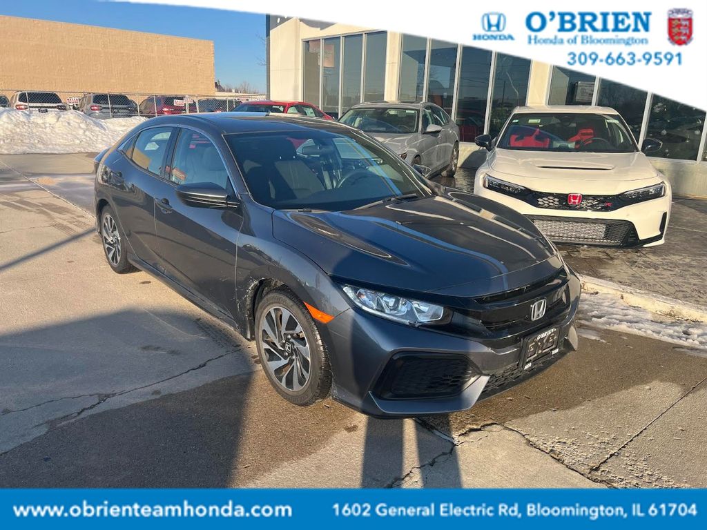 2017 Honda Civic Hatchback LX's photo