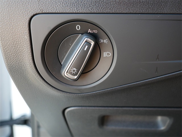 2023 Volkswagen Tiguan SE R-Line Black photo 23