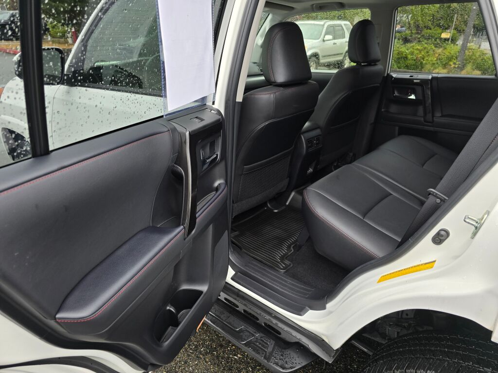 2023 Toyota 4Runner TRD Off-Road Premium photo 13