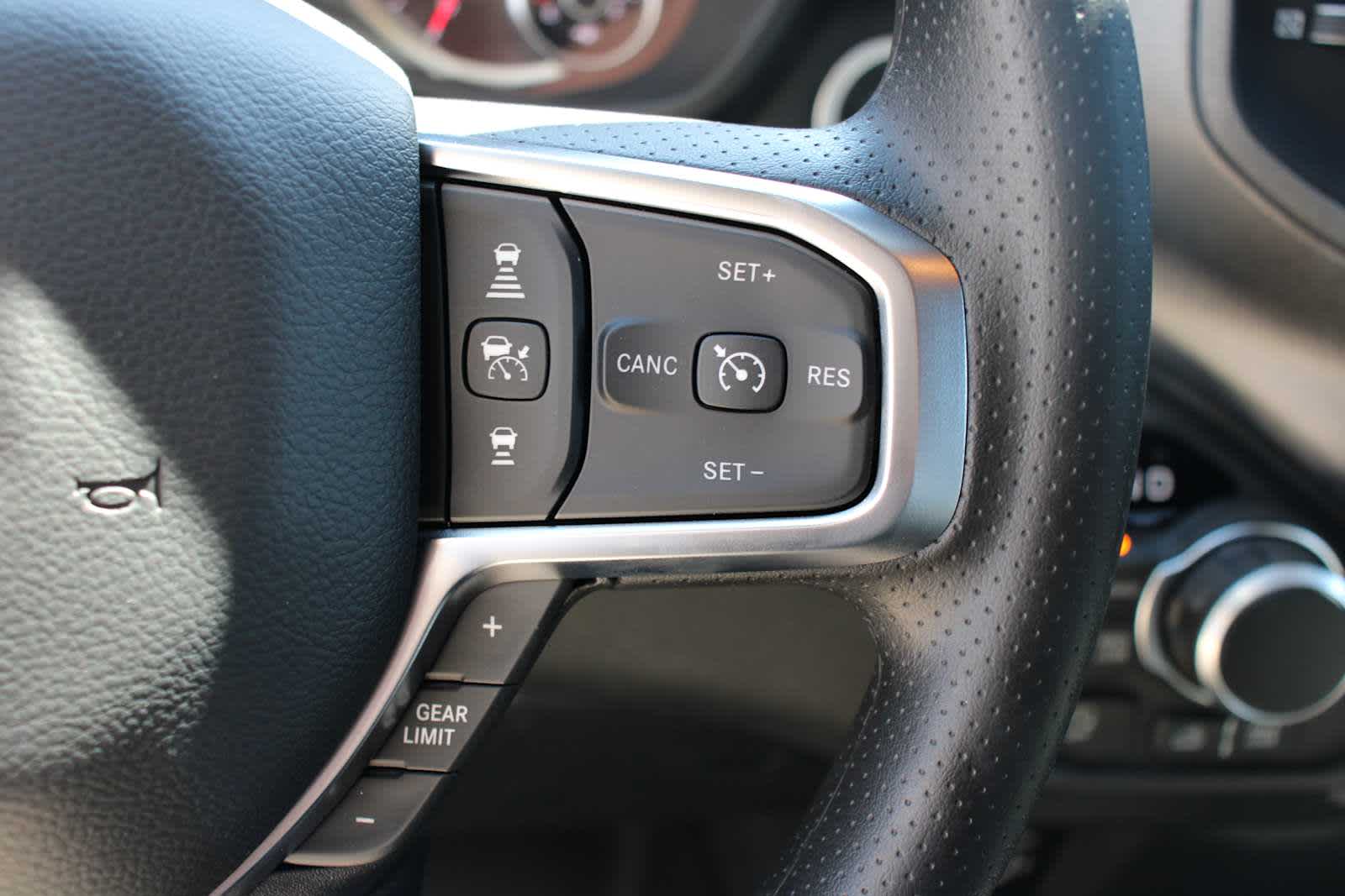 2025 Ram 1500 Tradesman photo 14