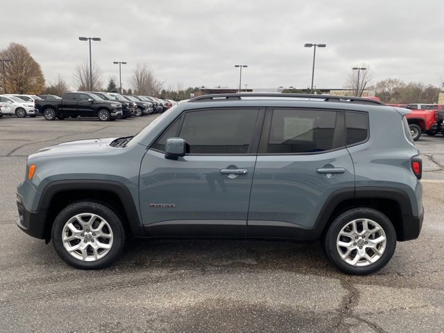 2018 Jeep Renegade Latitude North Edition photo 4