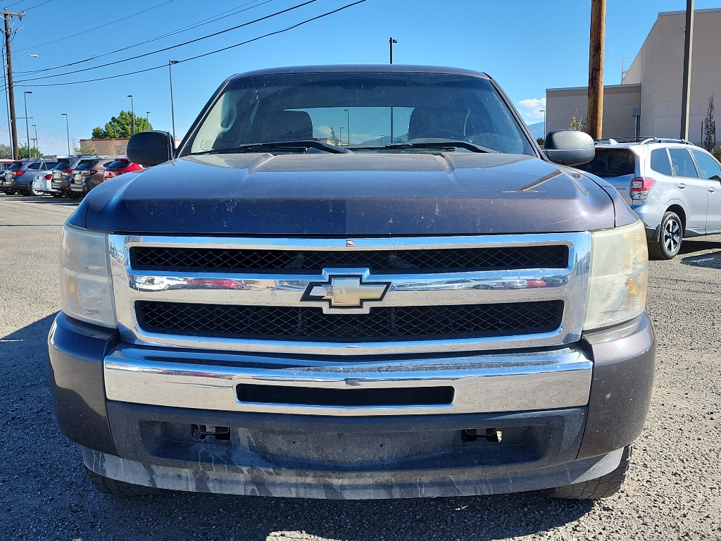 2010 Chevrolet Silverado 1500 LT photo 2