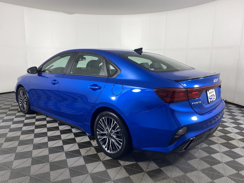 2023 Kia Forte GT-Line photo 6