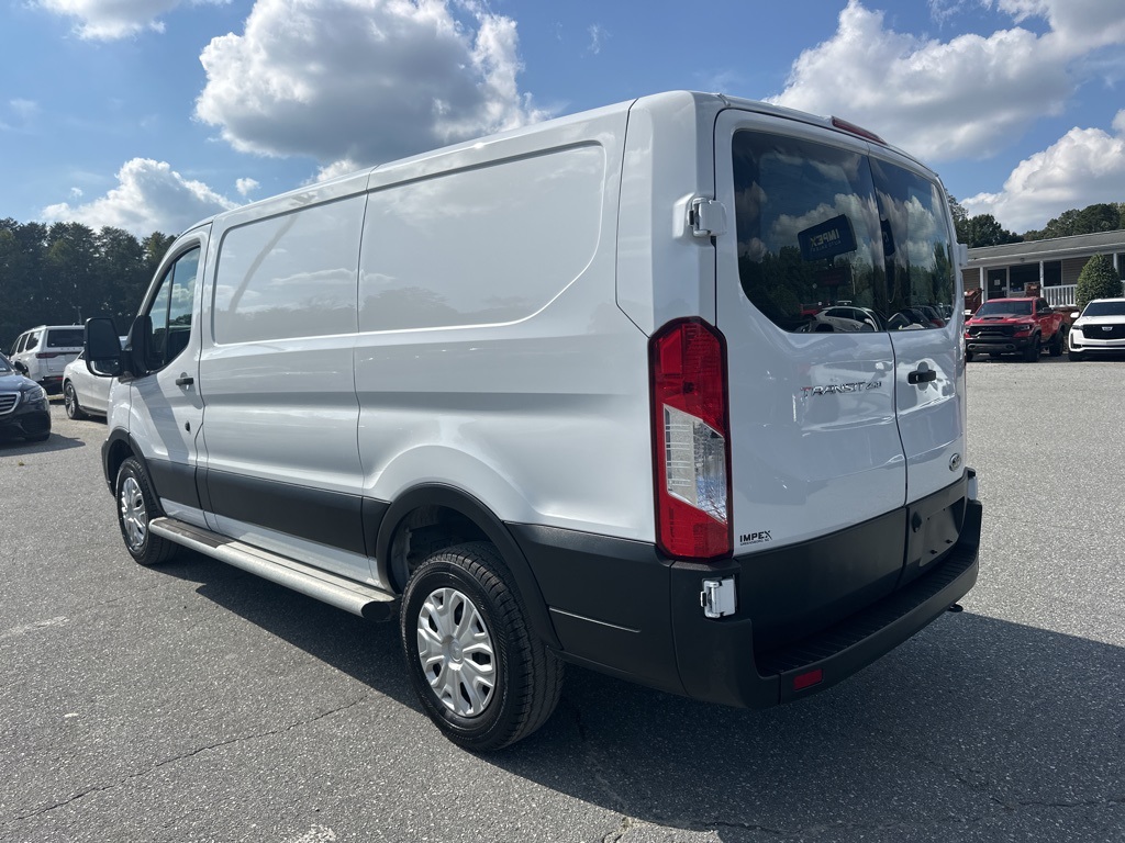 2024 Ford Transit photo 3