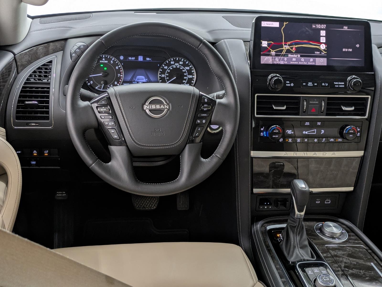 2023 Nissan Armada Platinum photo 2